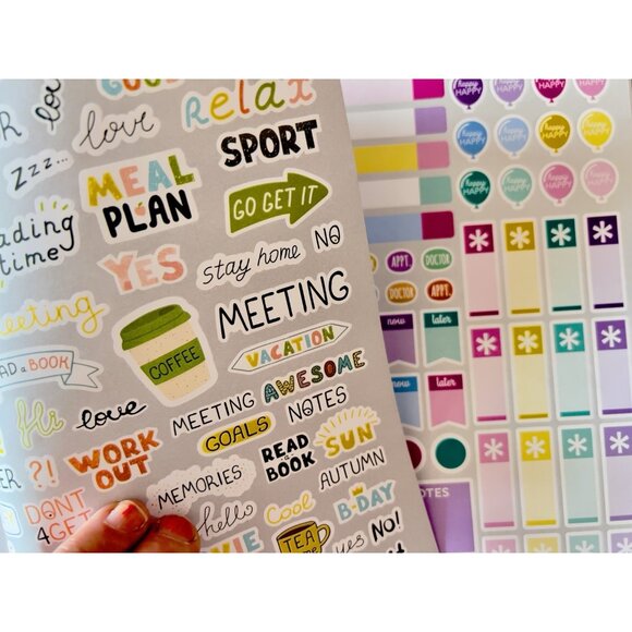 17 Month Planner BIRDS Aug 2025 - Dec 2026 Weekly Planning Note Page Gift - Picture 4 of 16